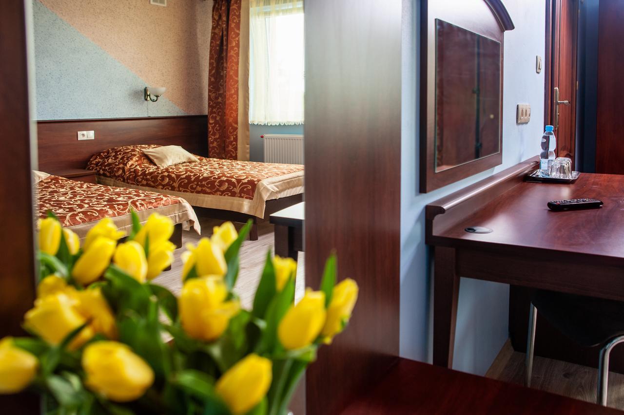 Hotel Irys Lublin Buitenkant foto