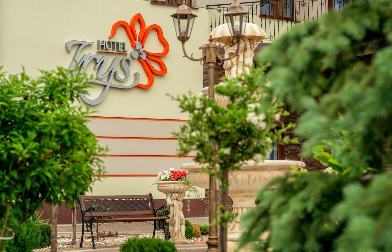 Hotel Irys Lublin Buitenkant foto