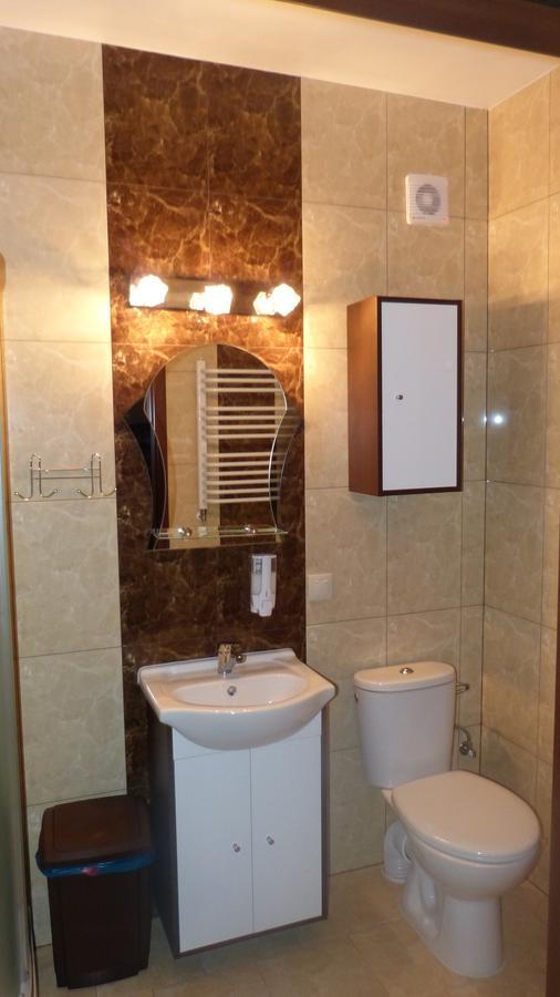 Hotel Irys Lublin Buitenkant foto